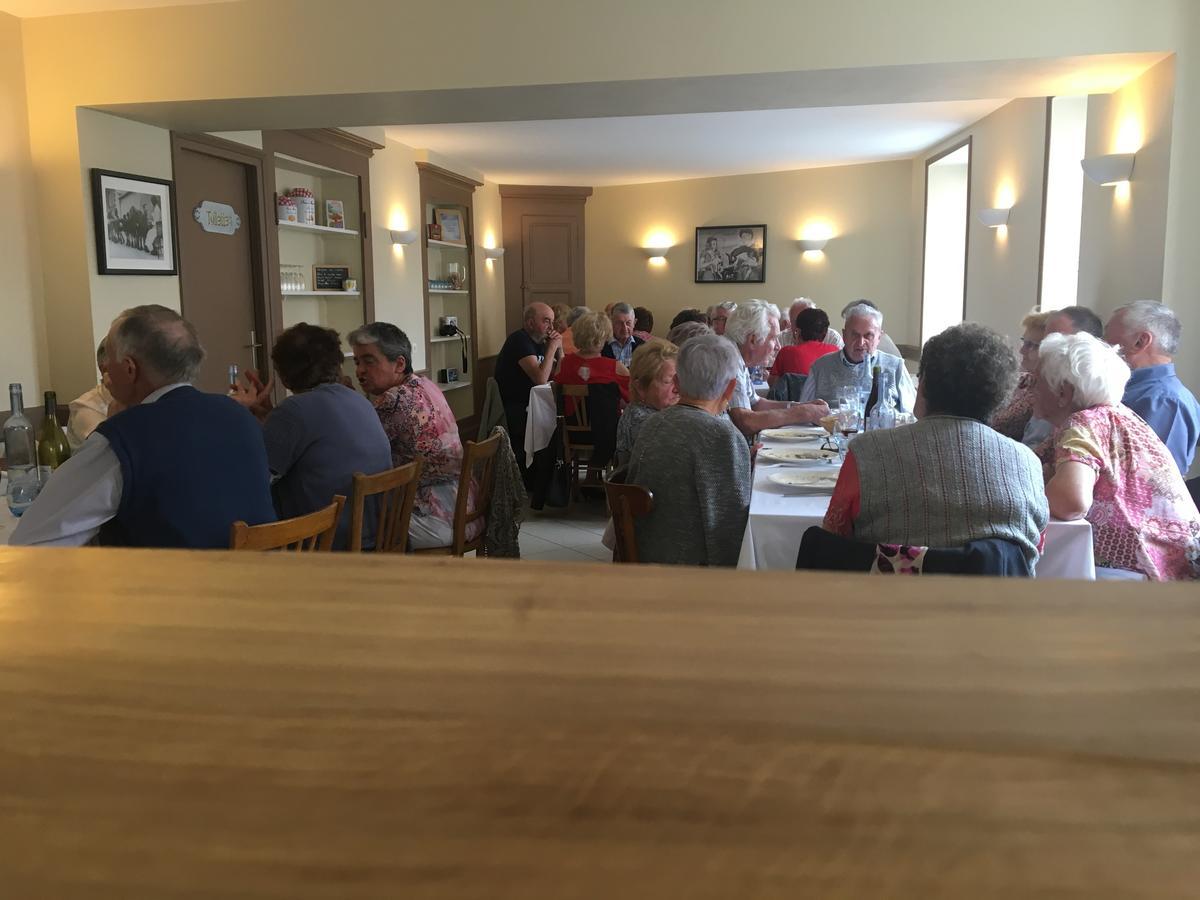 Auberge Des Petits Hotel Saint-Igny-de-Vers Kültér fotó