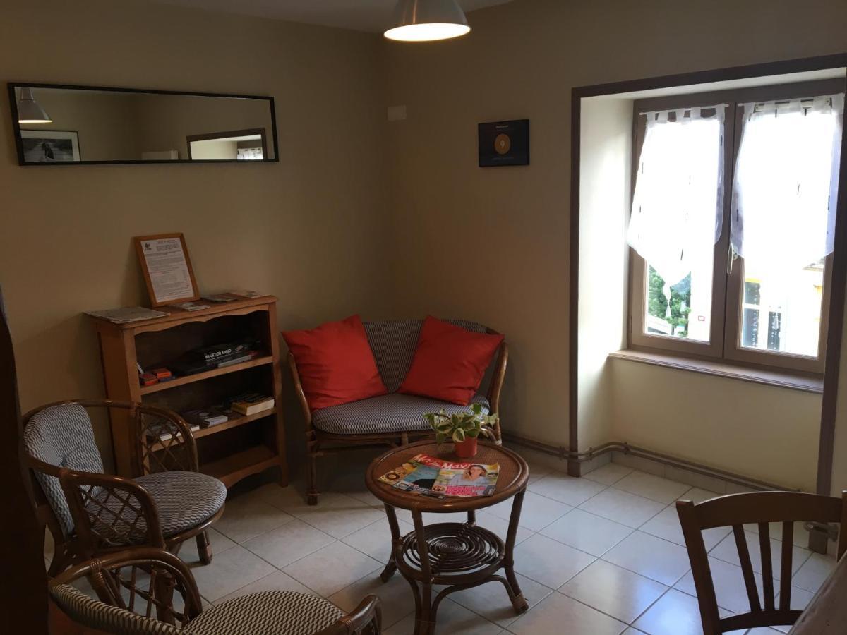 Auberge Des Petits Hotel Saint-Igny-de-Vers Kültér fotó